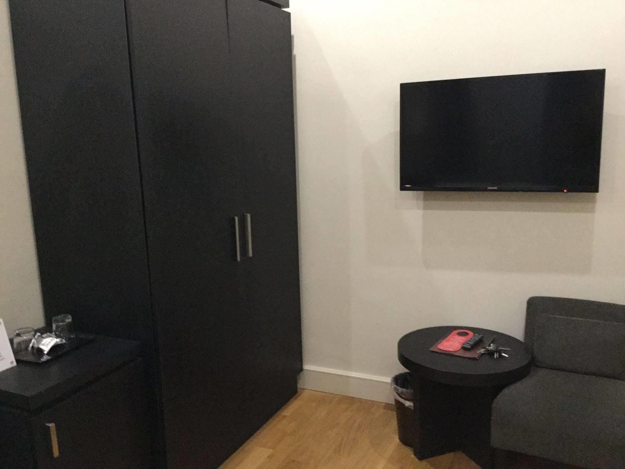 Rhome Terminal Guest House روما المظهر الخارجي الصورة