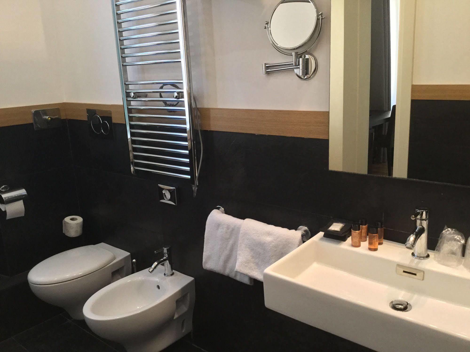Rhome Terminal Guest House روما المظهر الخارجي الصورة